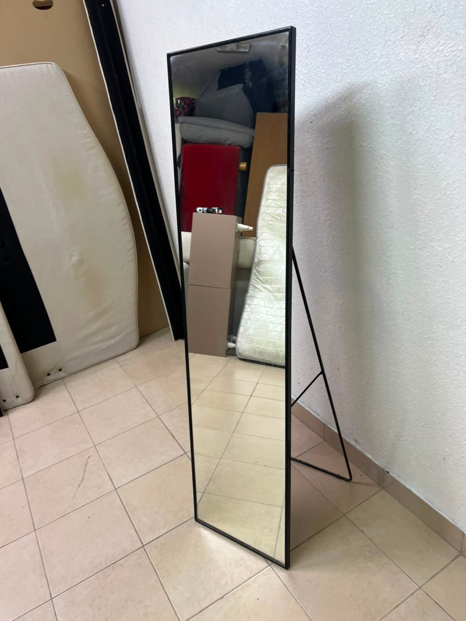 IKEA KARMSUND standing mirror with a slim black frame - Image 10