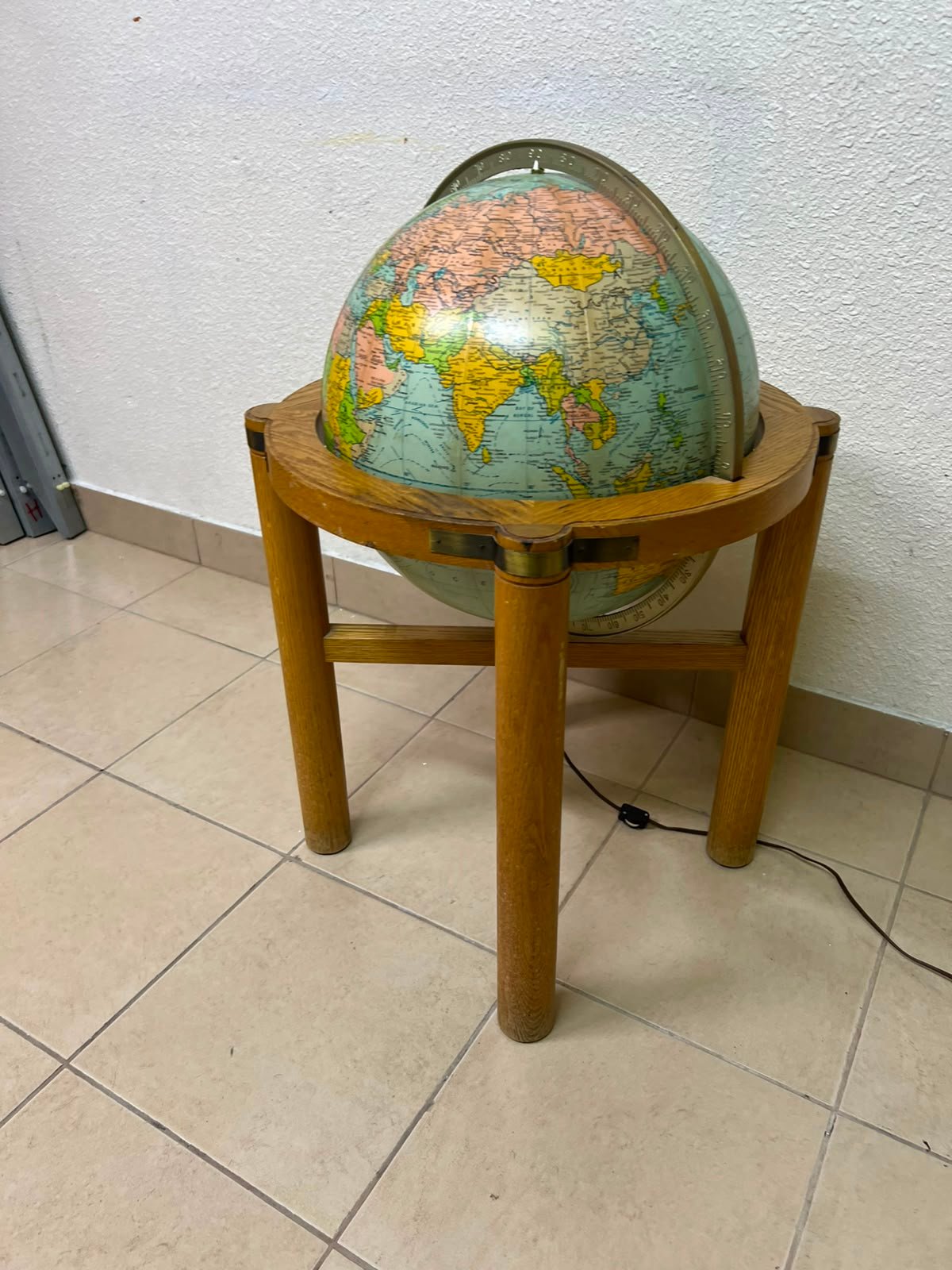 Vintage Replogle Heirloom Floor Globe - Image 6