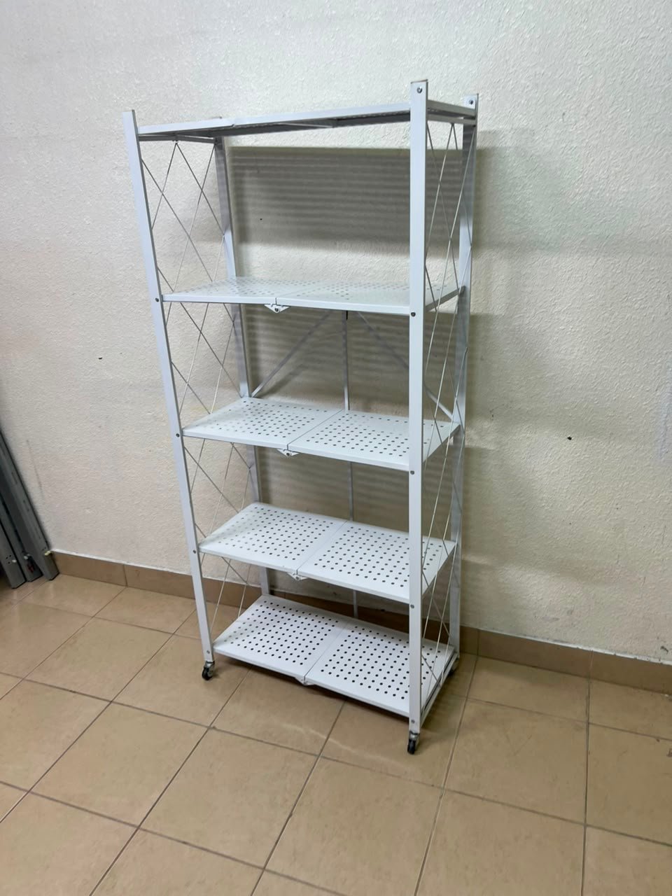 4-Tier Foldable Storage Shelf,Multi-Functional Standing Metal Shelves with Wheels,Ideal for Living Room,Bedroom,Garage,Kitchen (White) - Image 6
