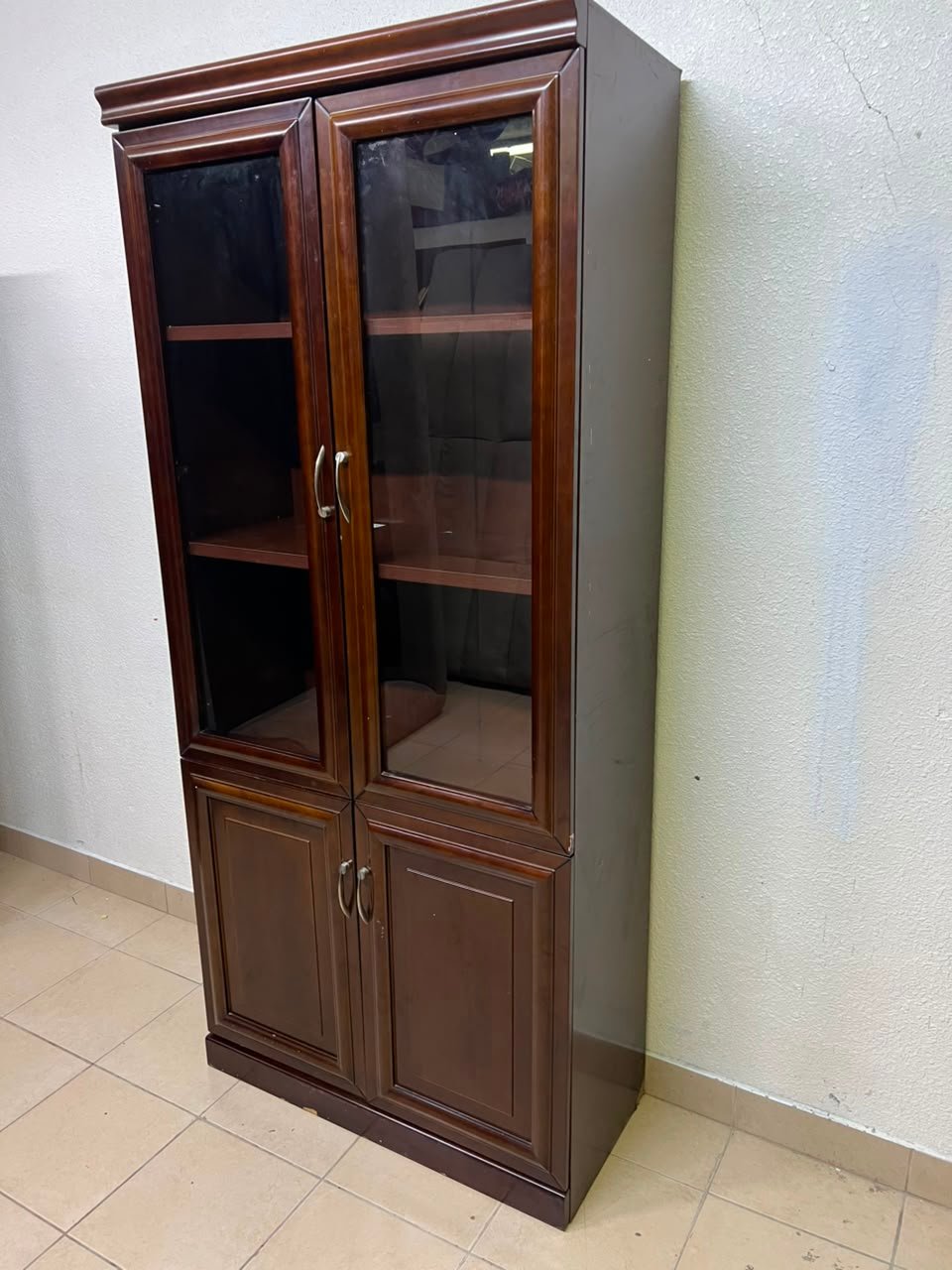 Supplier Classic Office Wood File Cabinet with 2 Glass Door - Image 9
