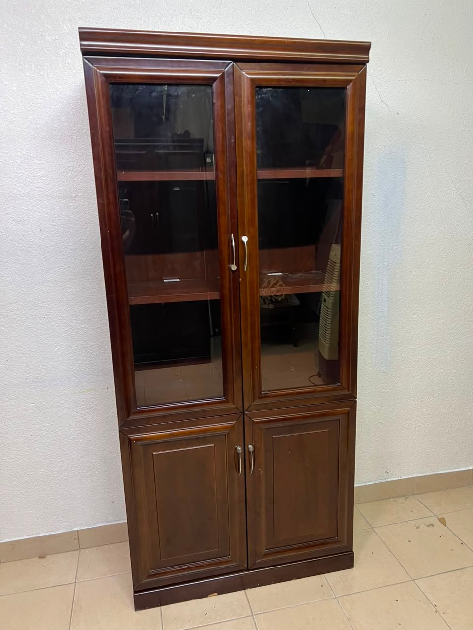 Supplier Classic Office Wood File Cabinet with 2 Glass Door - Image 11