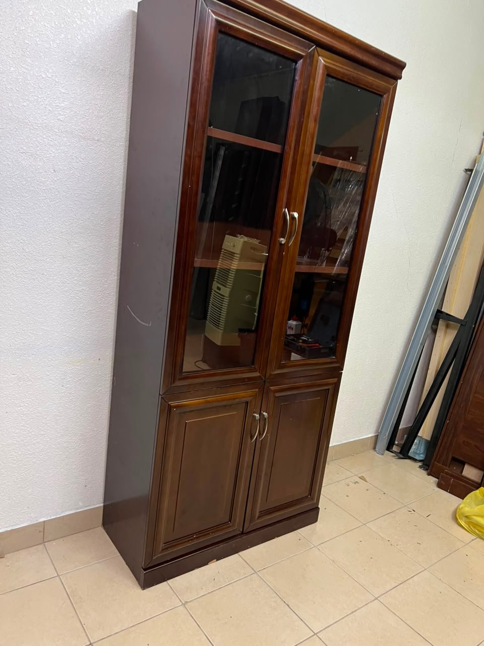Supplier Classic Office Wood File Cabinet with 2 Glass Door - Image 12