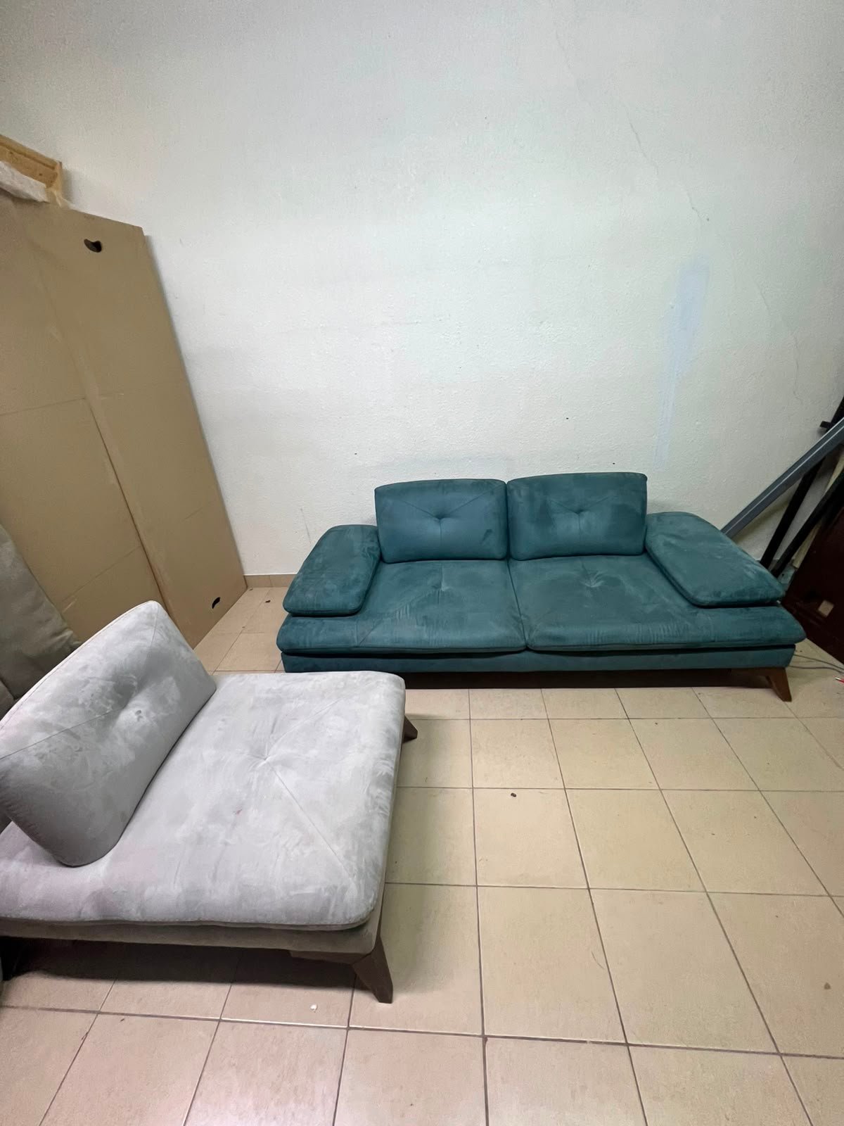 3+2 sofa, winter colors - Image 4