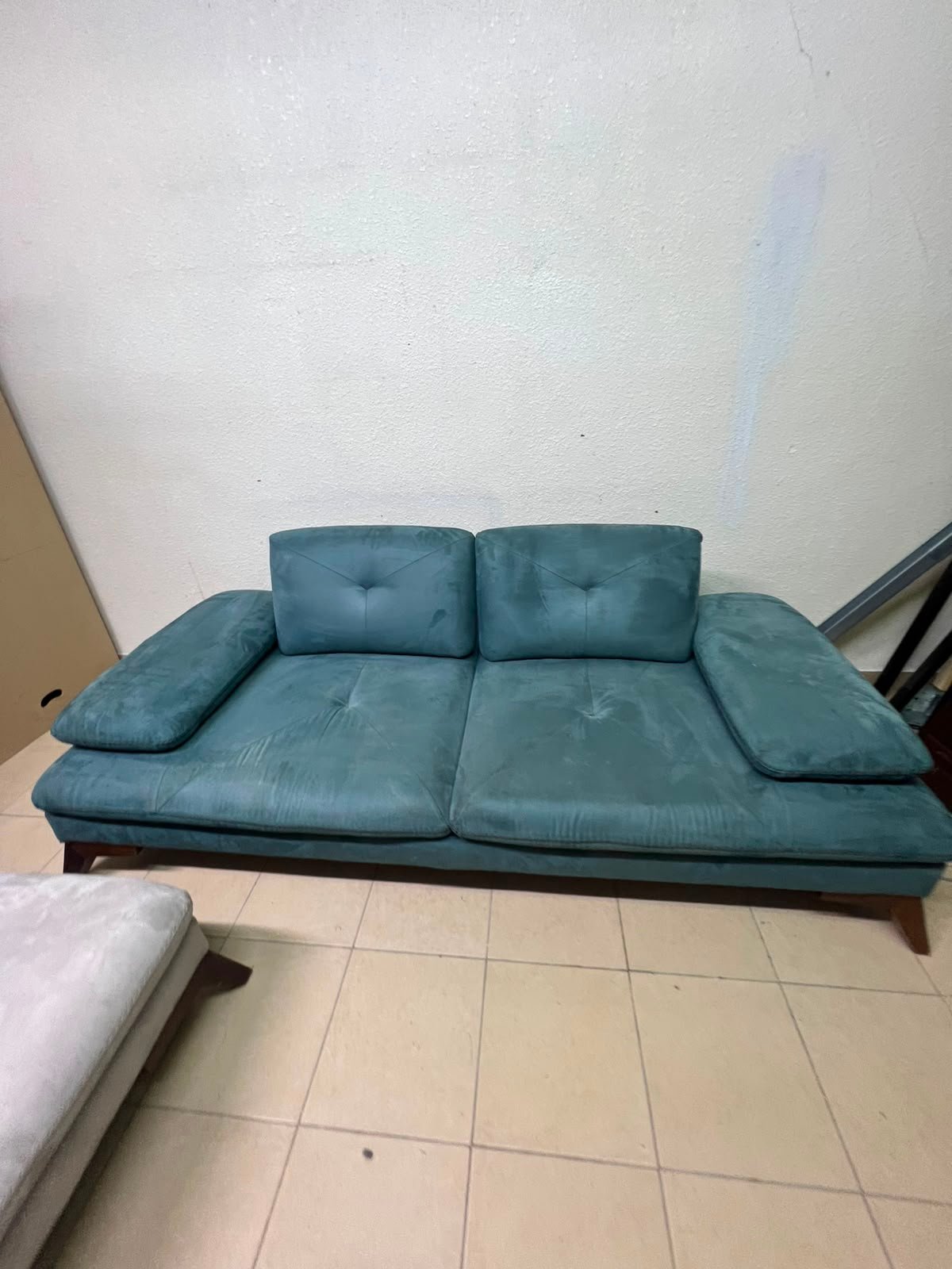 3+2 sofa, winter colors - Image 5