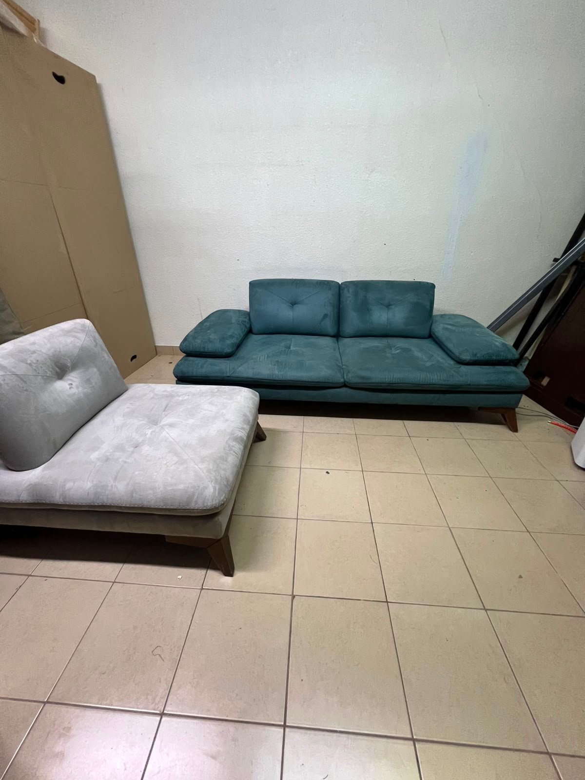 3+2 sofa, winter colors