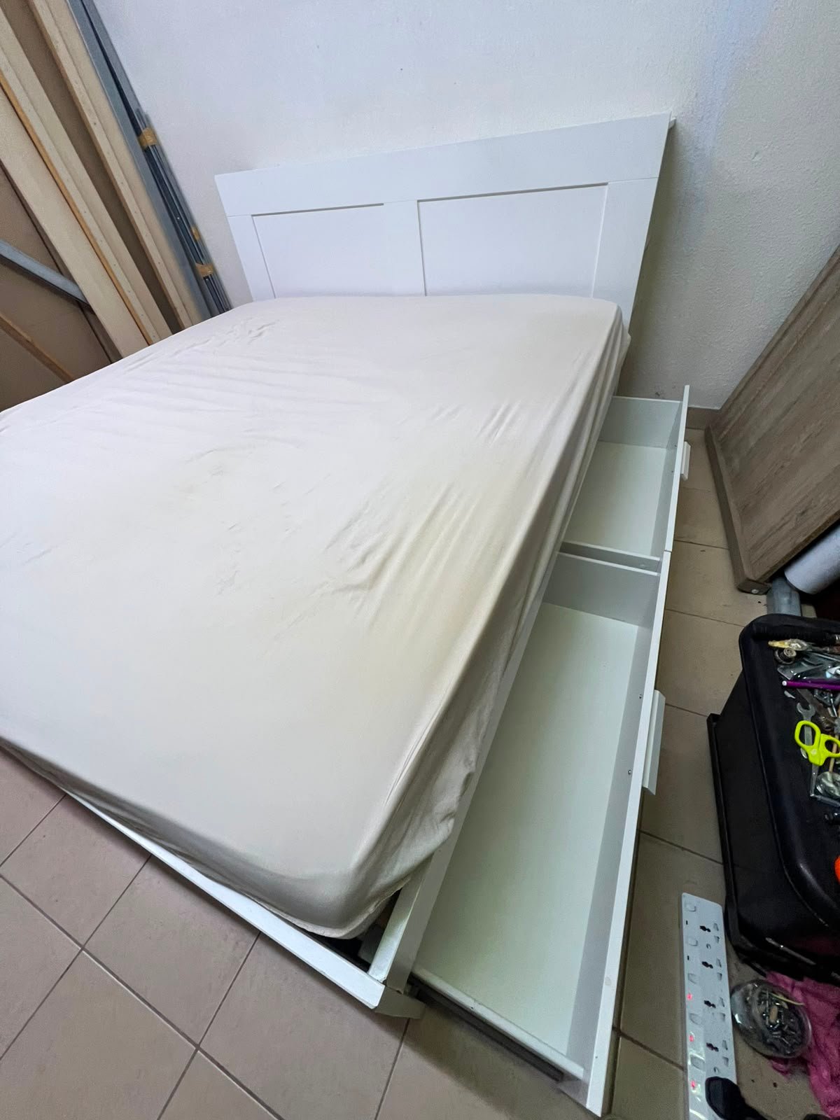 BRIMNES Bed frame with storage, white, - Image 2