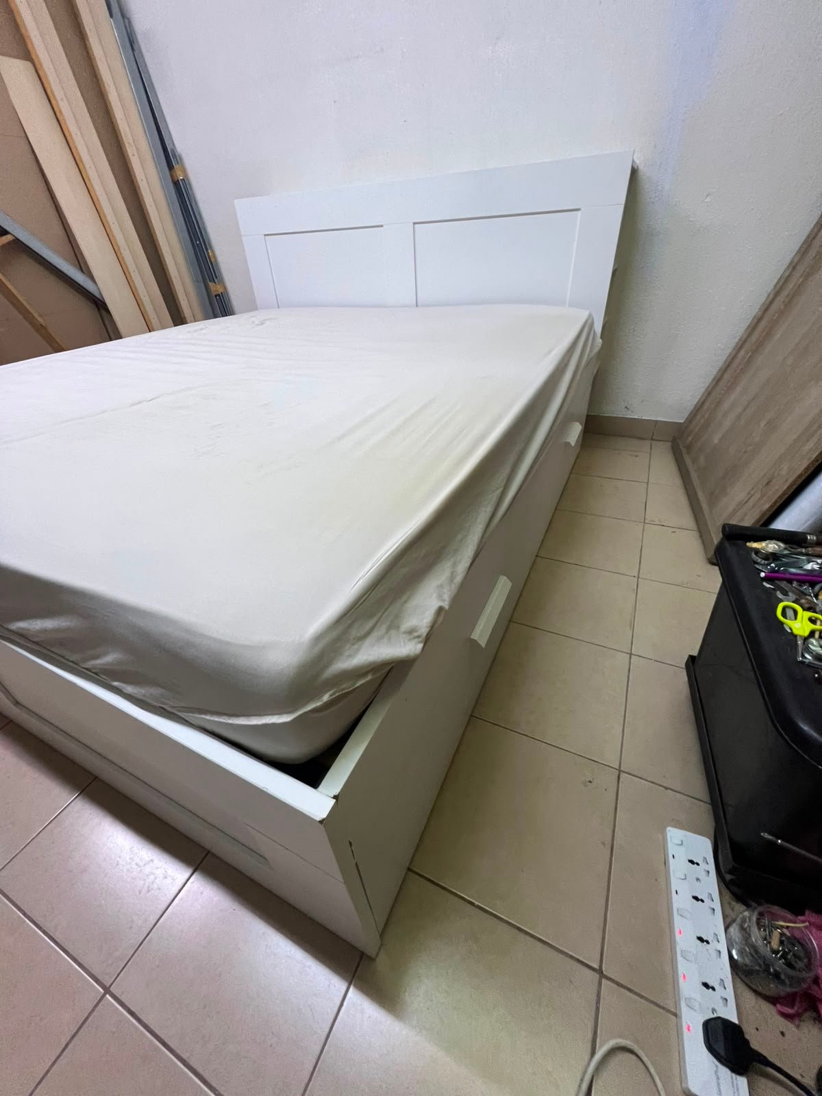 BRIMNES Bed frame with storage, white, - Image 6