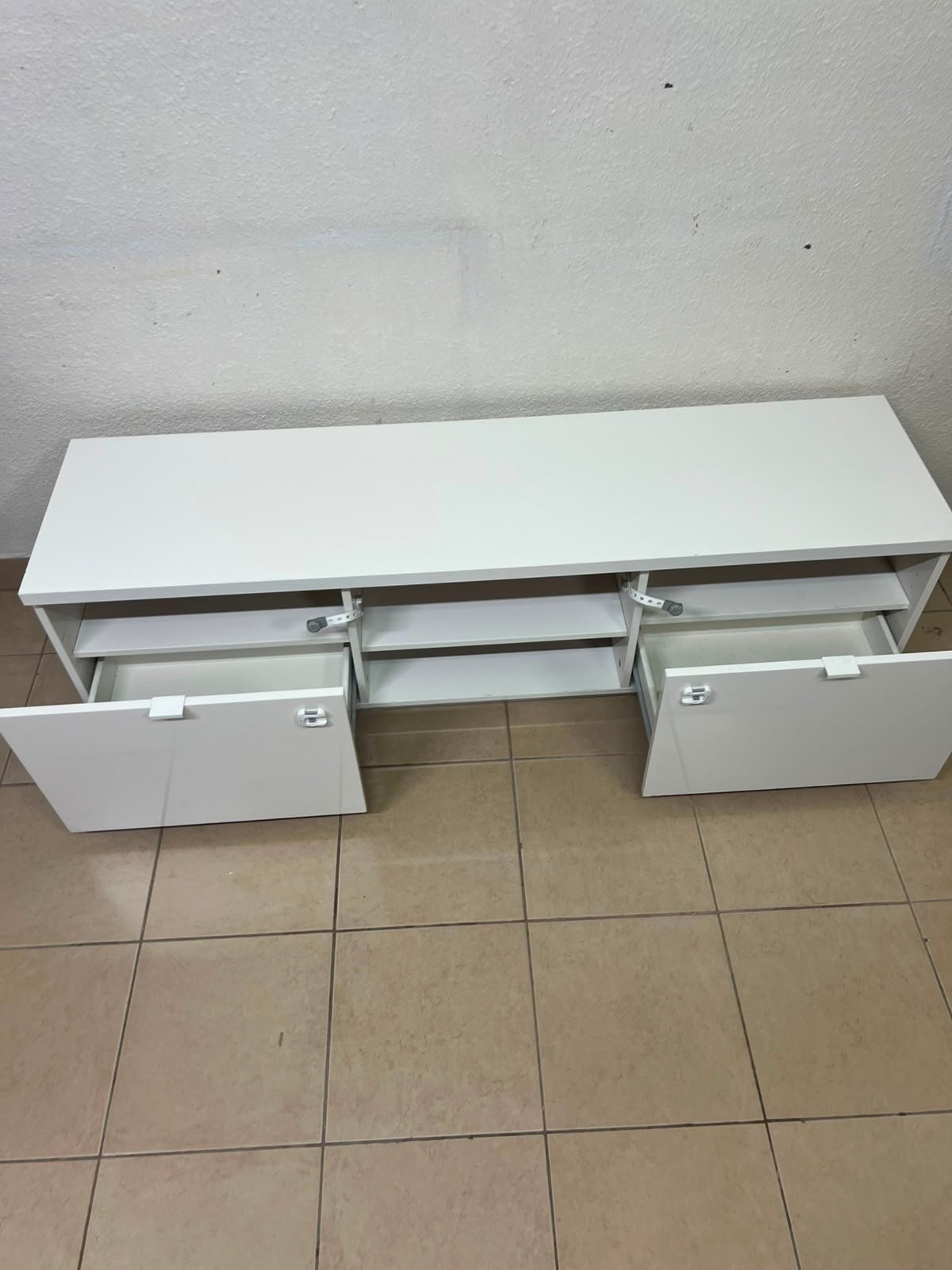 BYÅS TV bench, high-gloss white - Image 2