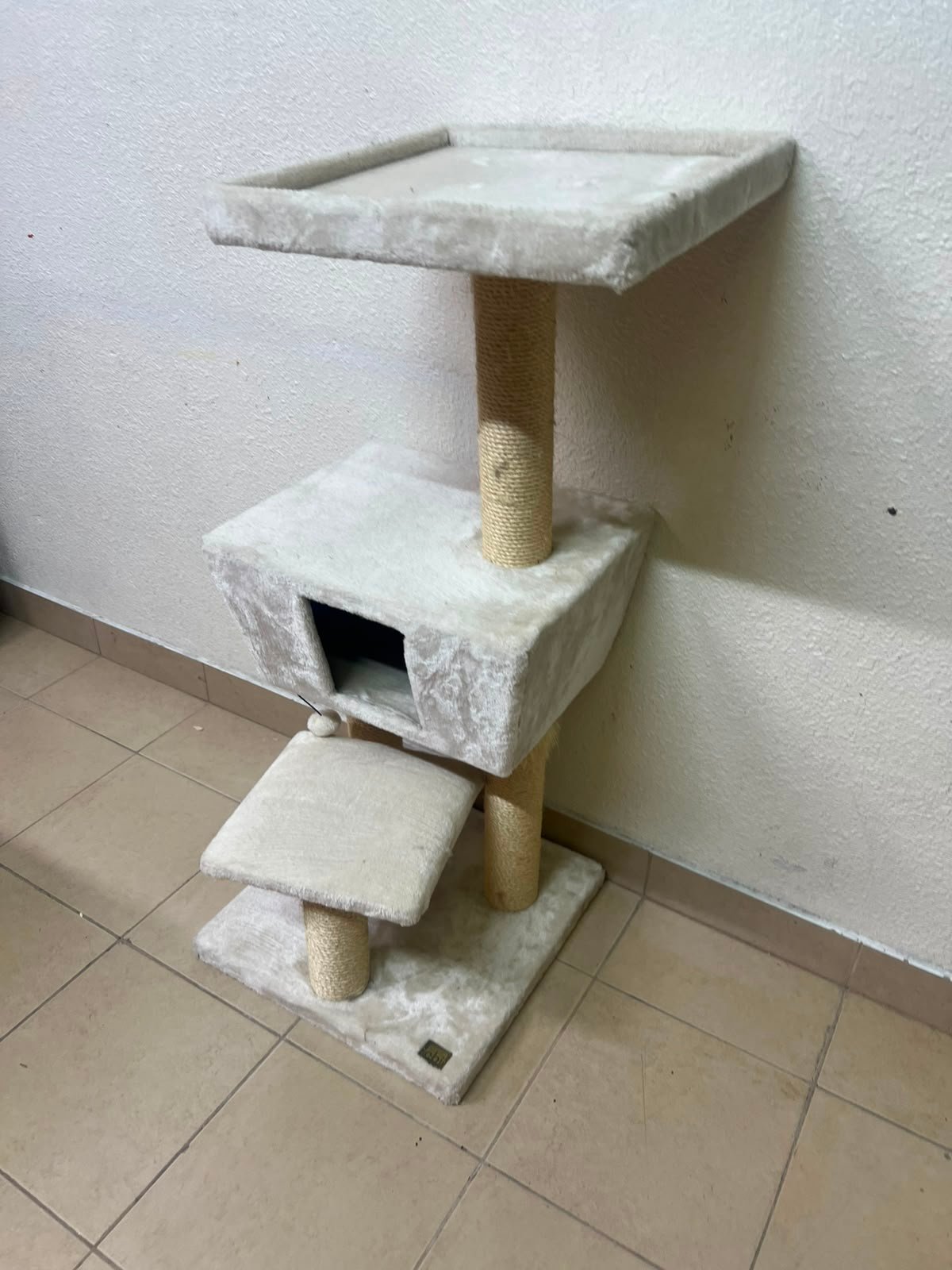 ebi Scratching Tree Trend New Jersey for Cats - Image 9