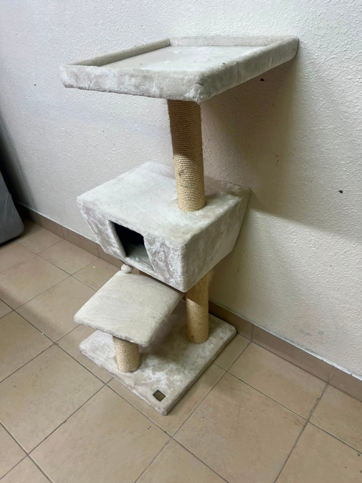 ebi Scratching Tree Trend New Jersey for Cats - Image 10