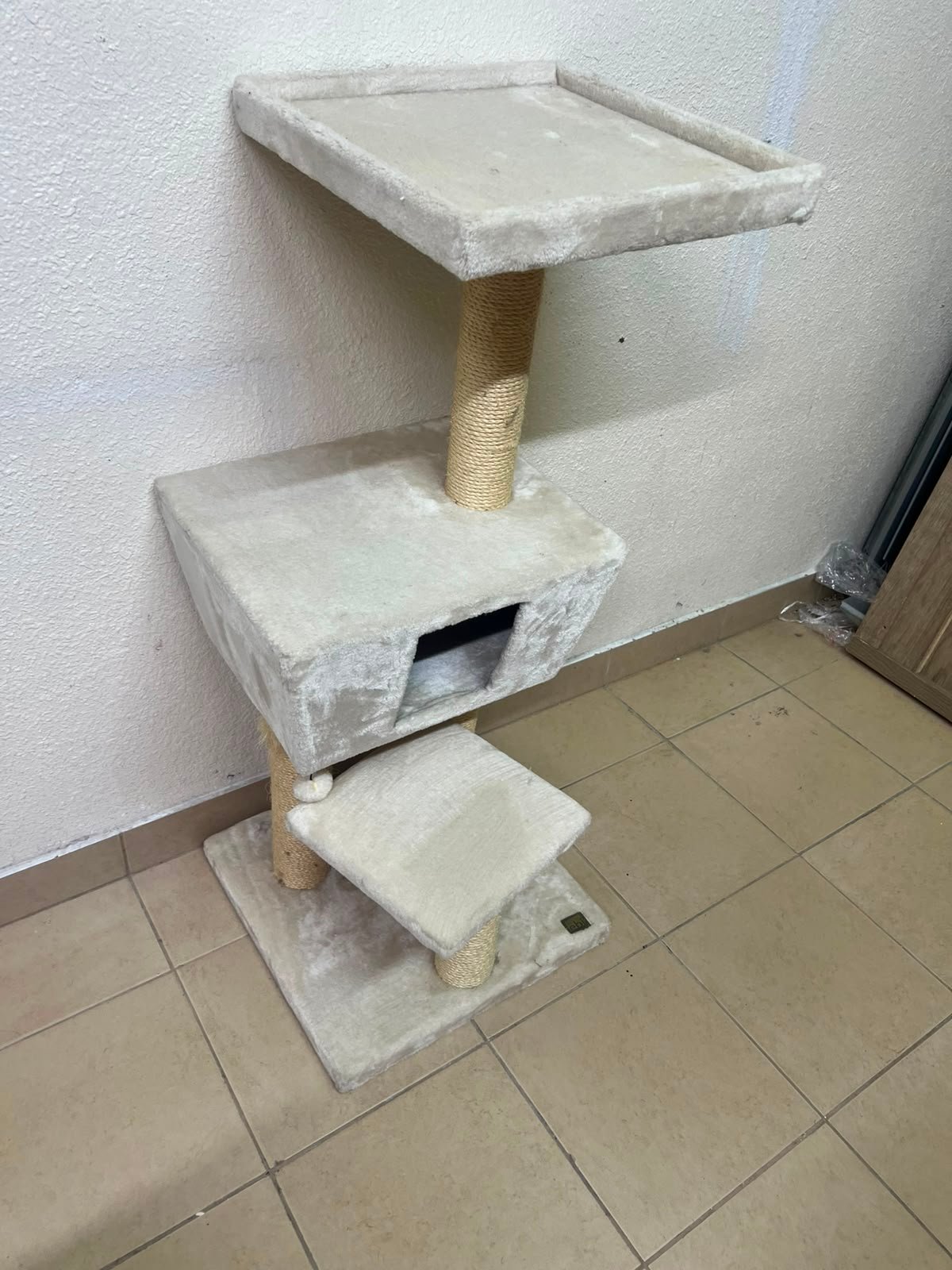 ebi Scratching Tree Trend New Jersey for Cats - Image 11