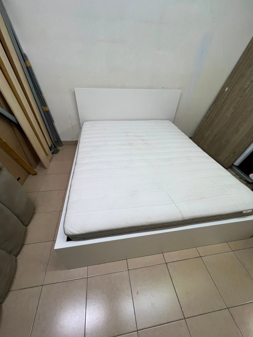 IKEA king-size bed - Image 4