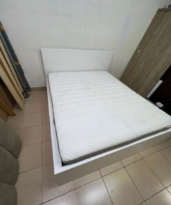 IKEA king-size bed - Image 10