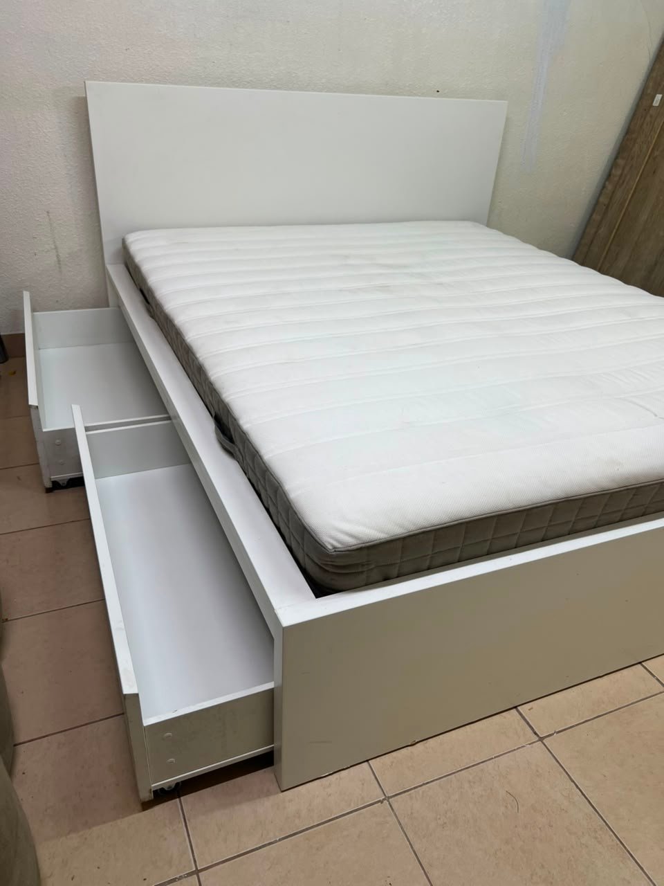IKEA king-size bed - Image 11