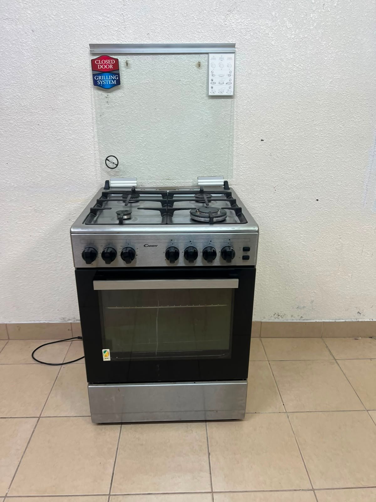 Candy 4 Gas Burners Cooker CGG64XLPG - Image 3