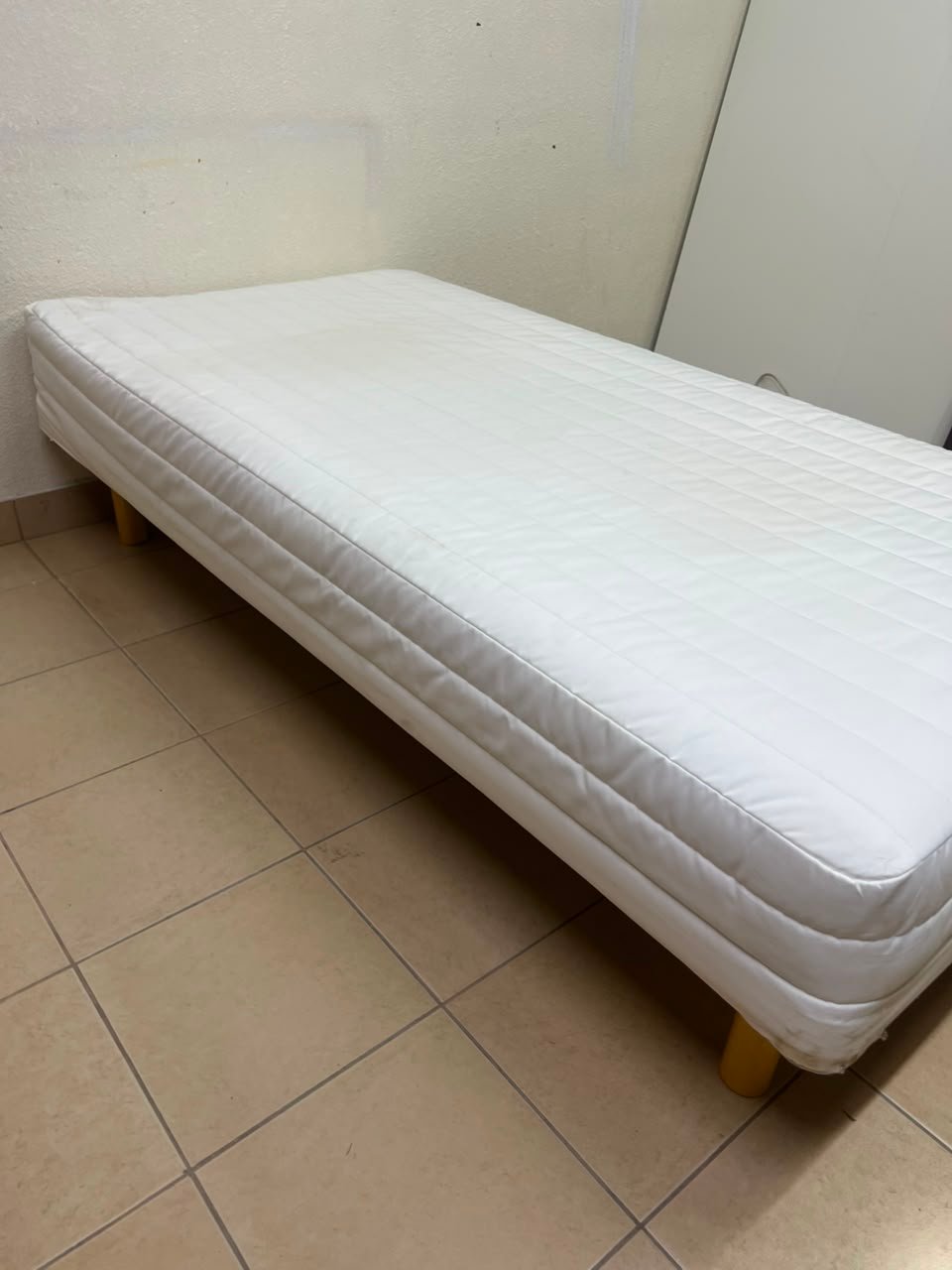 MUJI Mattress with Legs - Image 8