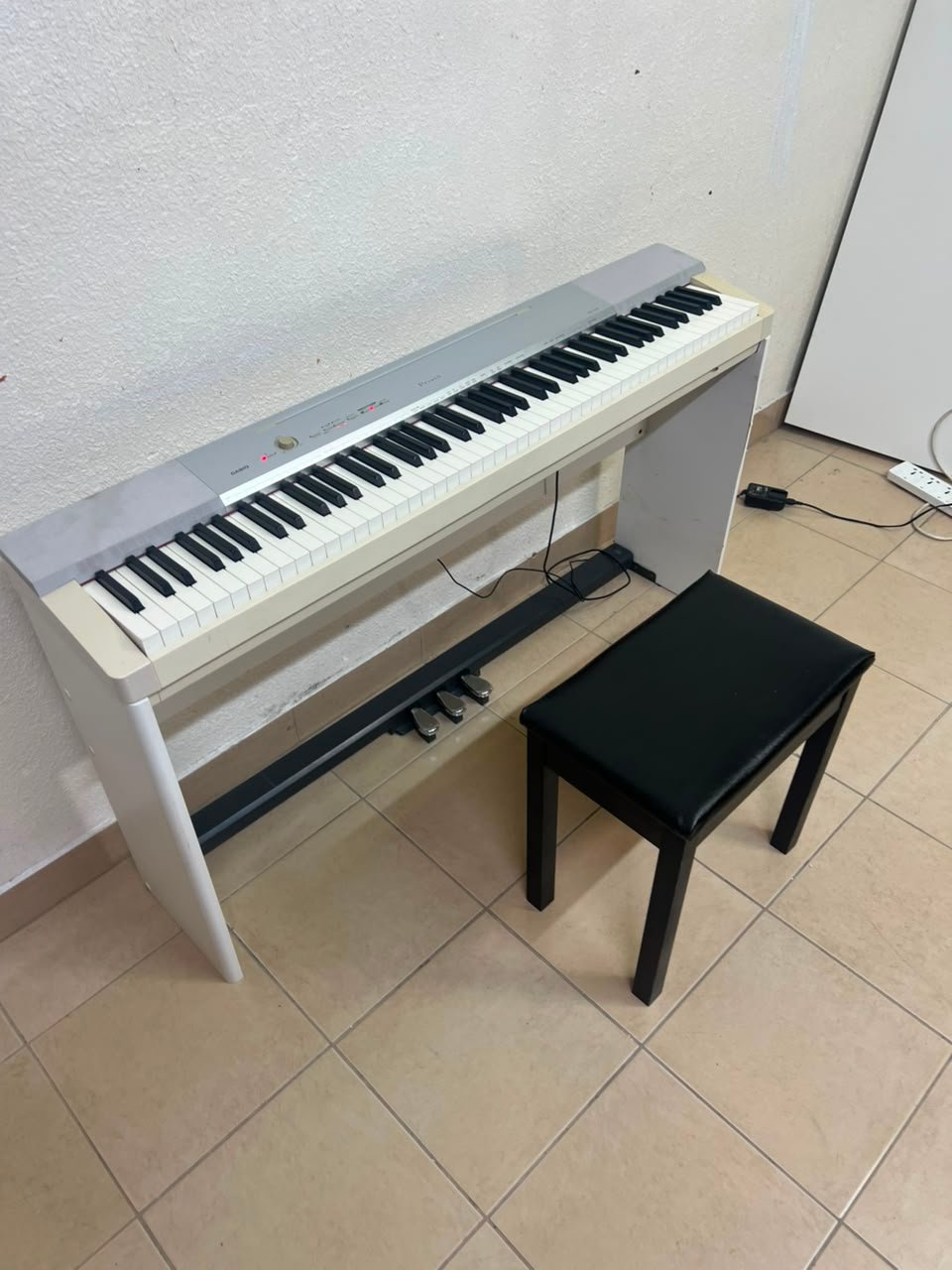 Digital Piano Bundle - Image 9