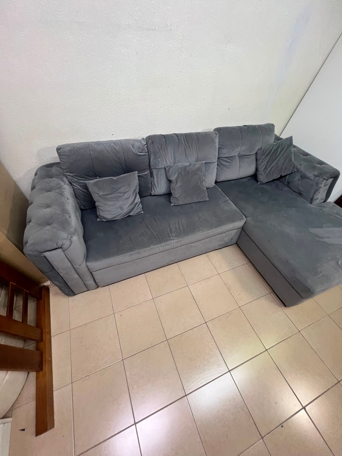 Upholstered Sectional Sofa Bed with Tufted Back - Image 12