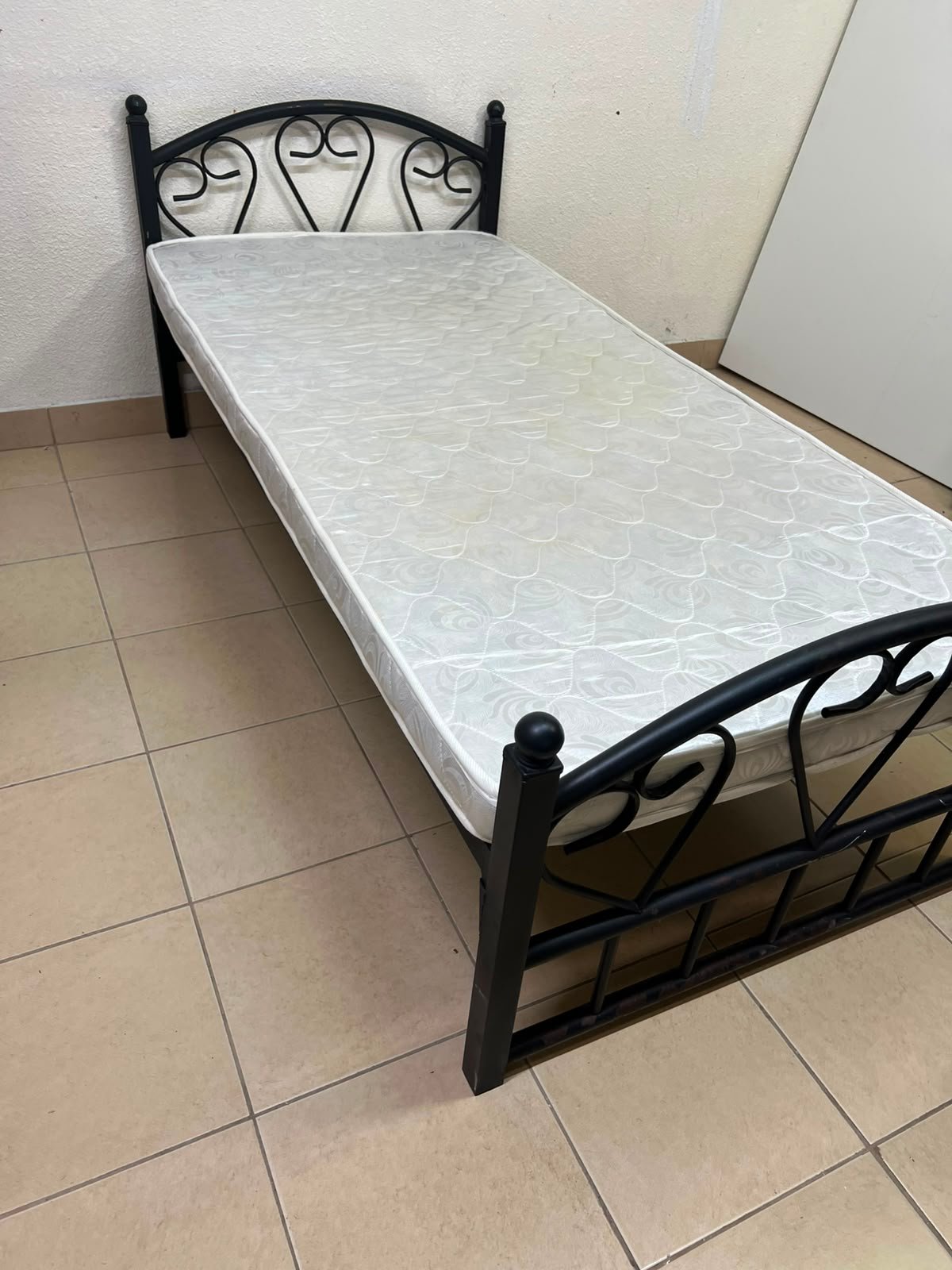 Single Metal Bed Frame - Image 2