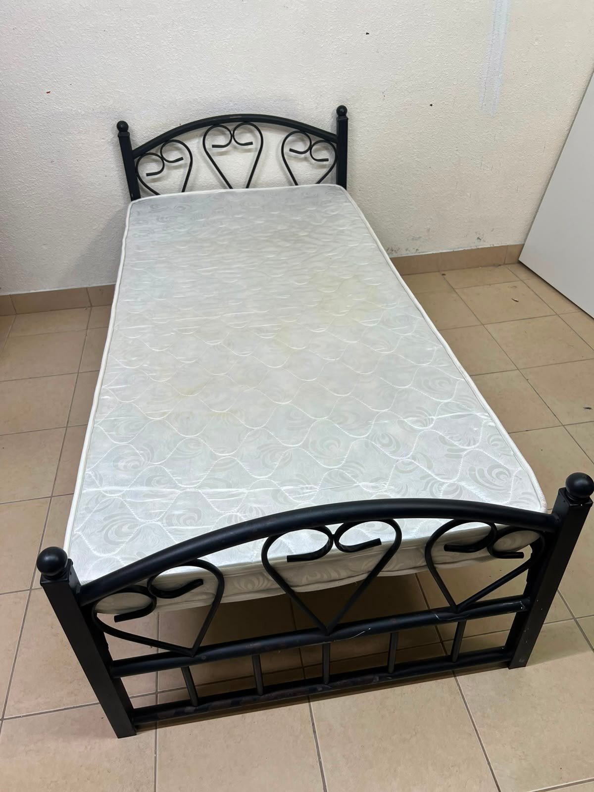 Single Metal Bed Frame - Image 3