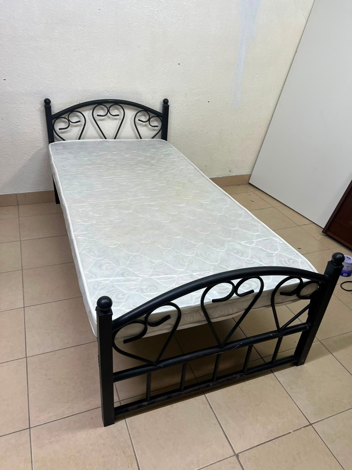 Single Metal Bed Frame - Image 8