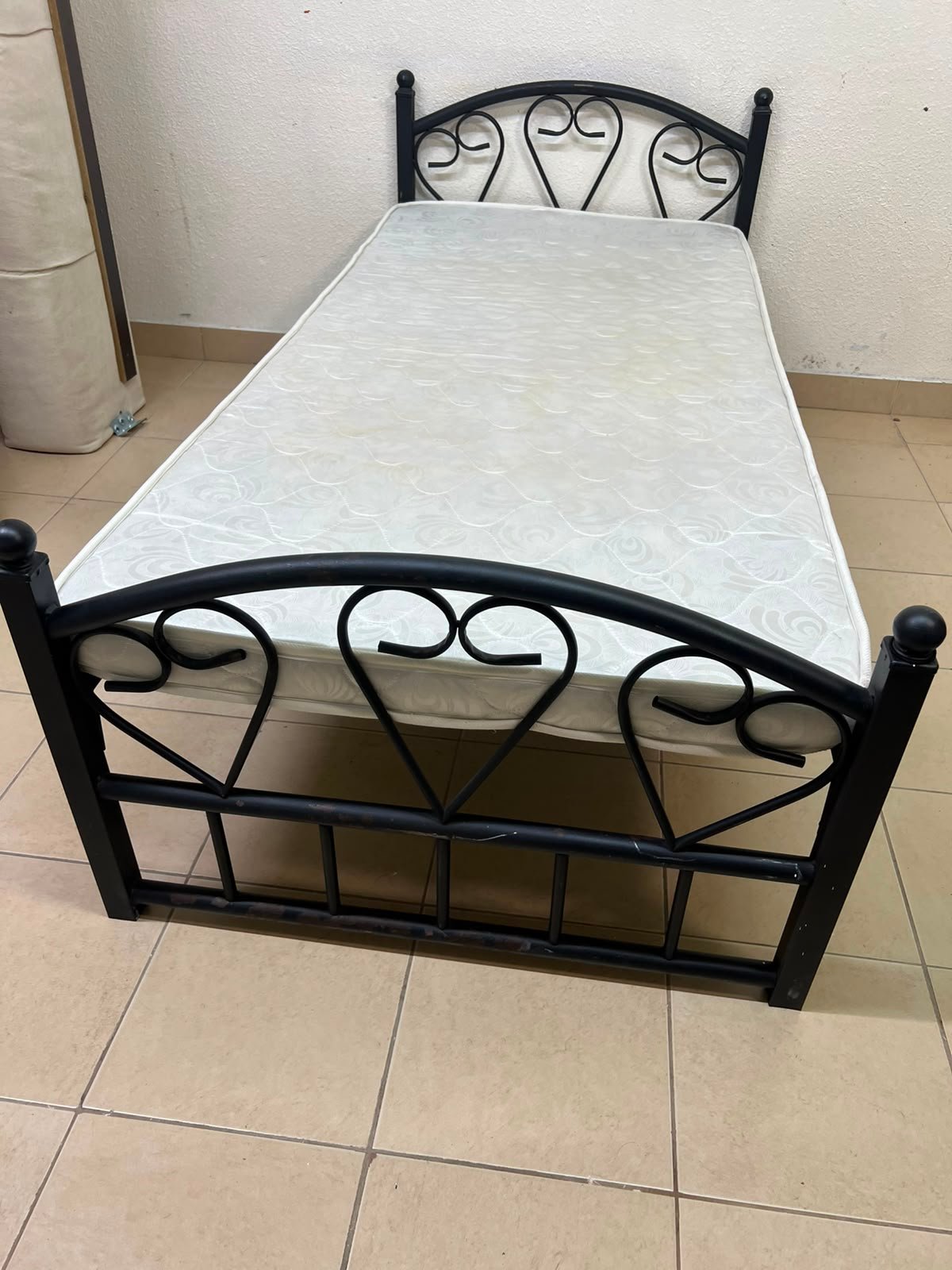 Single Metal Bed Frame - Image 9
