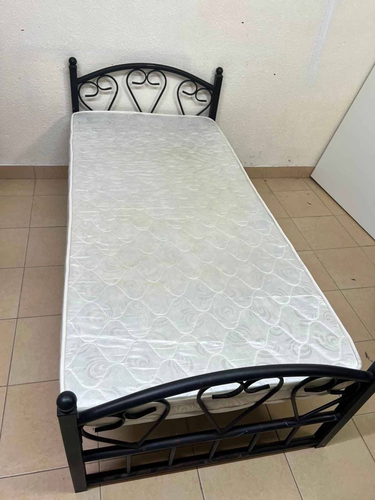 Single Metal Bed Frame - Image 10