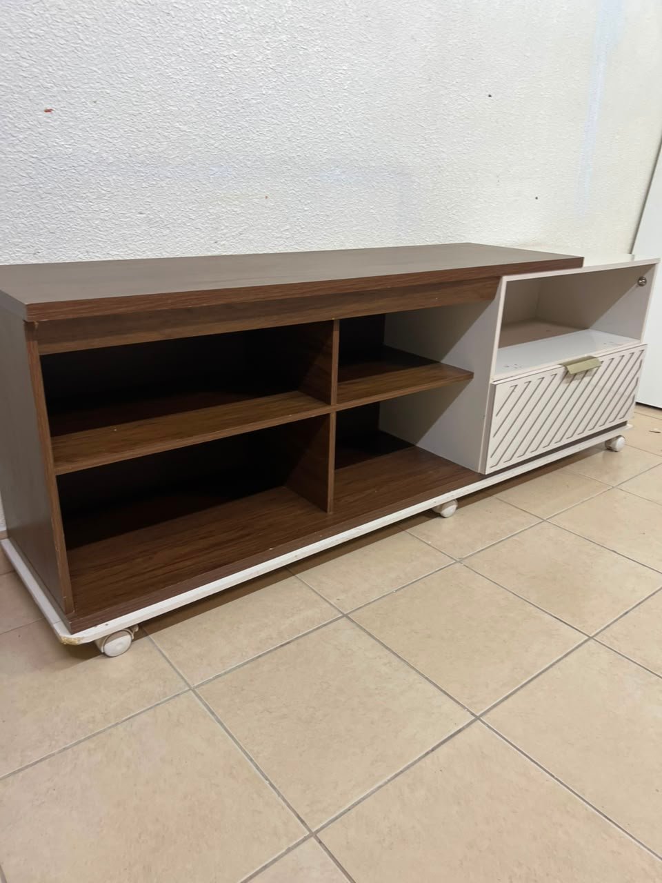 TV Stand - Image 4