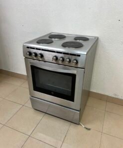 Stainless Steel Electric Cooker with Oven - Excellent Condition for Sale - Image 2