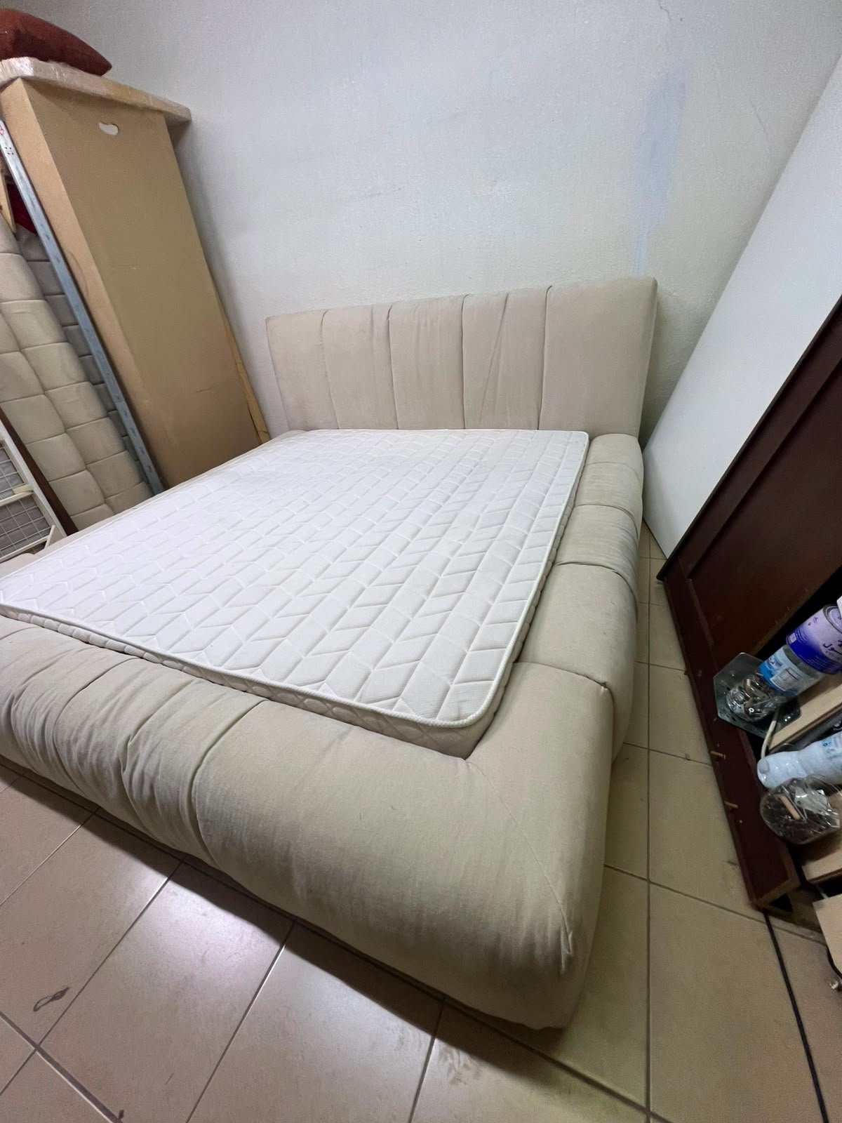 Beige upholstered double bed with mattress - good condition - Image 7