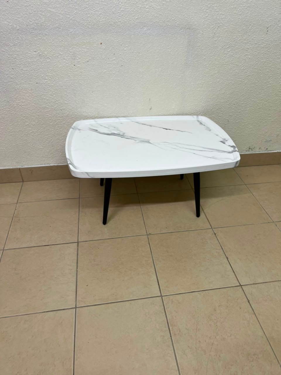Modern Marble-Effect Coffee Table – Minimalist Design with Black Tapered Legs - Image 2