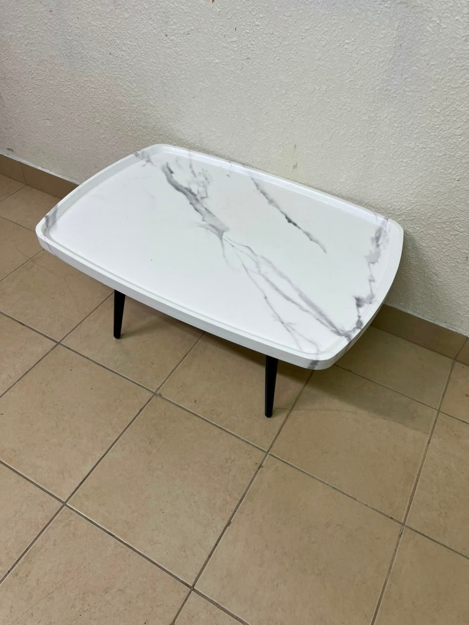 Modern Marble-Effect Coffee Table – Minimalist Design with Black Tapered Legs - Image 3