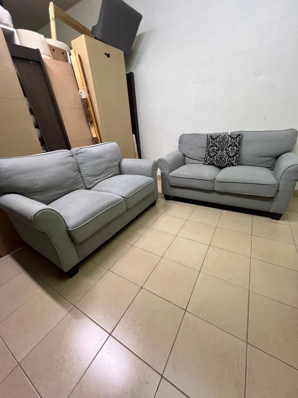 Classic Light Grey 2-Piece Sofa Set – Elegant Rolled Arm Design - Image 9