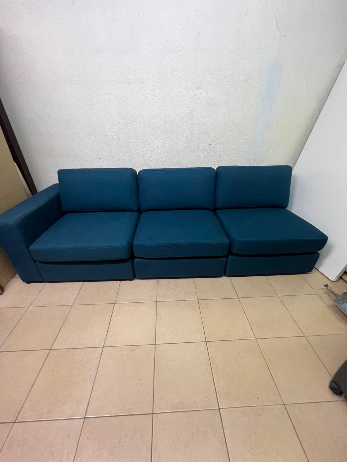 Minimalist Deep Teal 3-Seater Modular Sofa – Modern & Spacious
