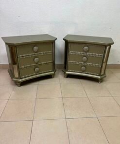 Glamorous Matching Pair of 3-Drawer Nightstands – Mirrored Sides & Jewel Knobs - Image 8