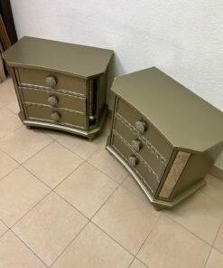 Glamorous Matching Pair of 3-Drawer Nightstands – Mirrored Sides & Jewel Knobs - Image 9