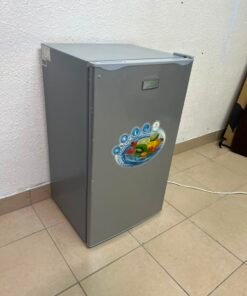 Compact single-door refrigerator in good working condition - Image 8