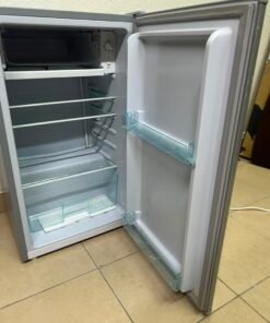 Compact single-door refrigerator in good working condition - Image 11