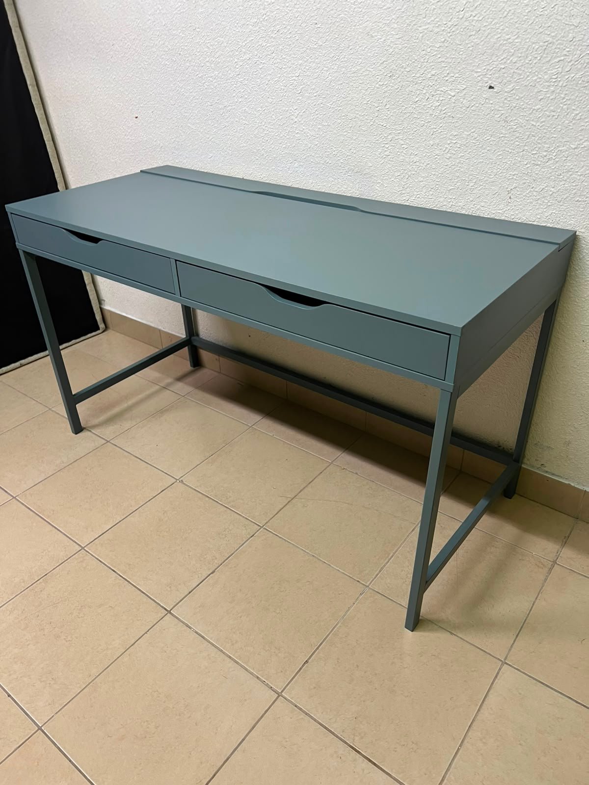 Modern Minimalist 2-Drawer Desk with Raised Backstop – Sleek Gray Metal Frame Study Table / Home Office Workstation - Image 4