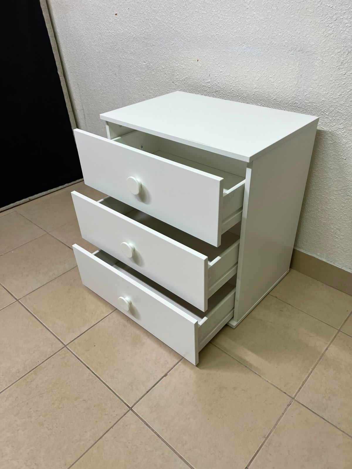 Modern White 3-Drawer Nightstand / Storage Cabinet – Minimalist Bedside Table with Round Knobs - Image 2
