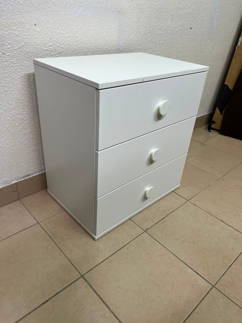 Modern White 3-Drawer Nightstand / Storage Cabinet – Minimalist Bedside Table with Round Knobs - Image 4