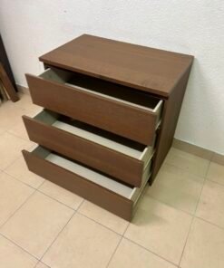 Minimalist Walnut 3-Drawer Chest / Nightstand – Handleless Design with Rich Wood Grain Finish - Image 4