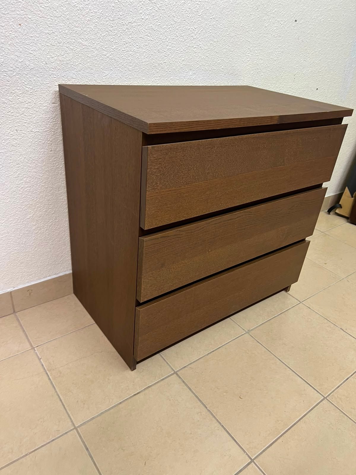 Minimalist Walnut 3-Drawer Chest / Nightstand – Handleless Design with Rich Wood Grain Finish - Image 7