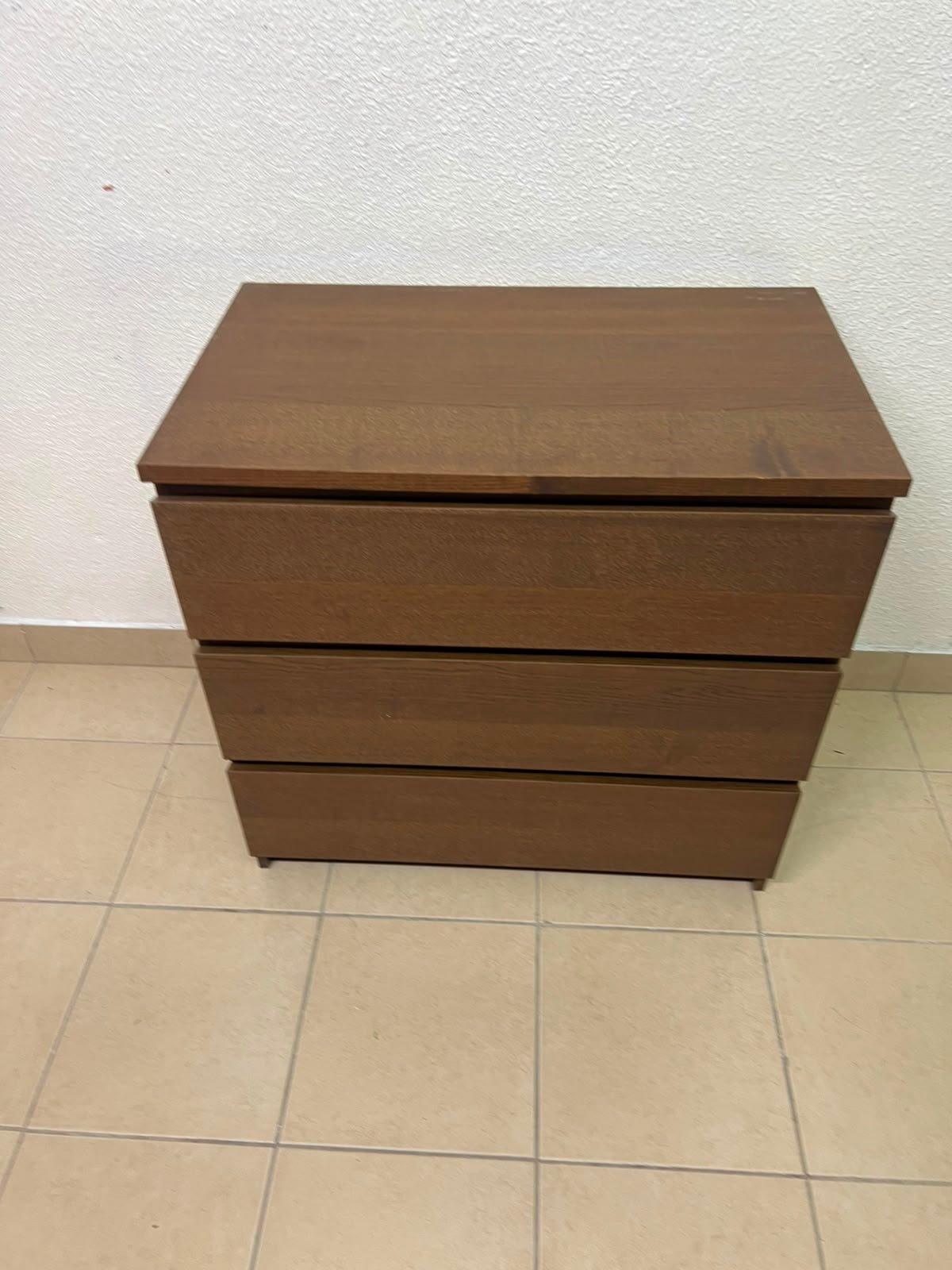 Minimalist Walnut 3-Drawer Chest / Nightstand – Handleless Design with Rich Wood Grain Finish - Image 14