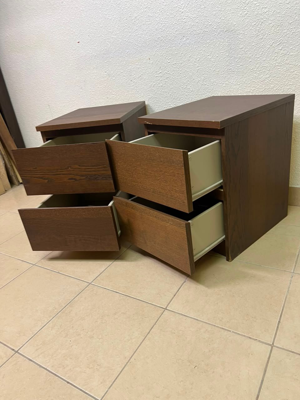Minimalist Walnut 2-Drawer Nightstand Set – Handleless Bedside Tables with Rich Wood Grain Finish (Set of 2) - Image 3