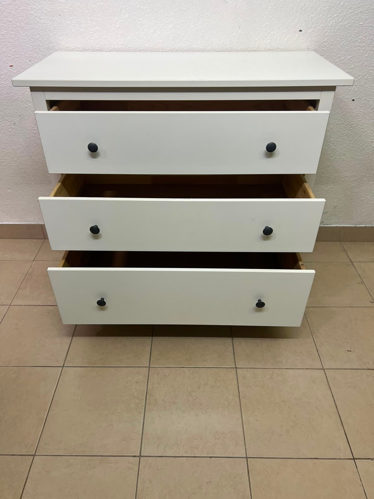 3-Drawer White Dresser / Chest of Drawers with Contrast Black Knobs – Minimalist Storage Cabinet for Bedroom & Living Room - Image 8