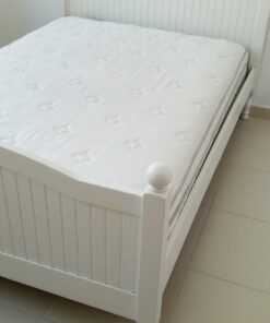 Classic White Wooden Bed Frame with Quilted Mattress – Elegant Paneled Headboard & Footboard with Finial Posts - Image 3