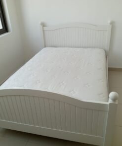 Classic White Wooden Bed Frame with Quilted Mattress – Elegant Paneled Headboard & Footboard with Finial Posts - Image 4