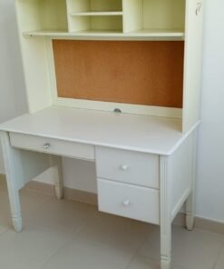 Classic White Study Desk with Hutch, Corkboard & 3 Drawers – Spacious Home Office Workstation with Turned Legs - Image 2