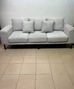 Modern Light Grey 3-Seater Sofa with Black Legs & Throw Pillows – Minimalist Fabric Couch for Living Room & Apartments - Image 4